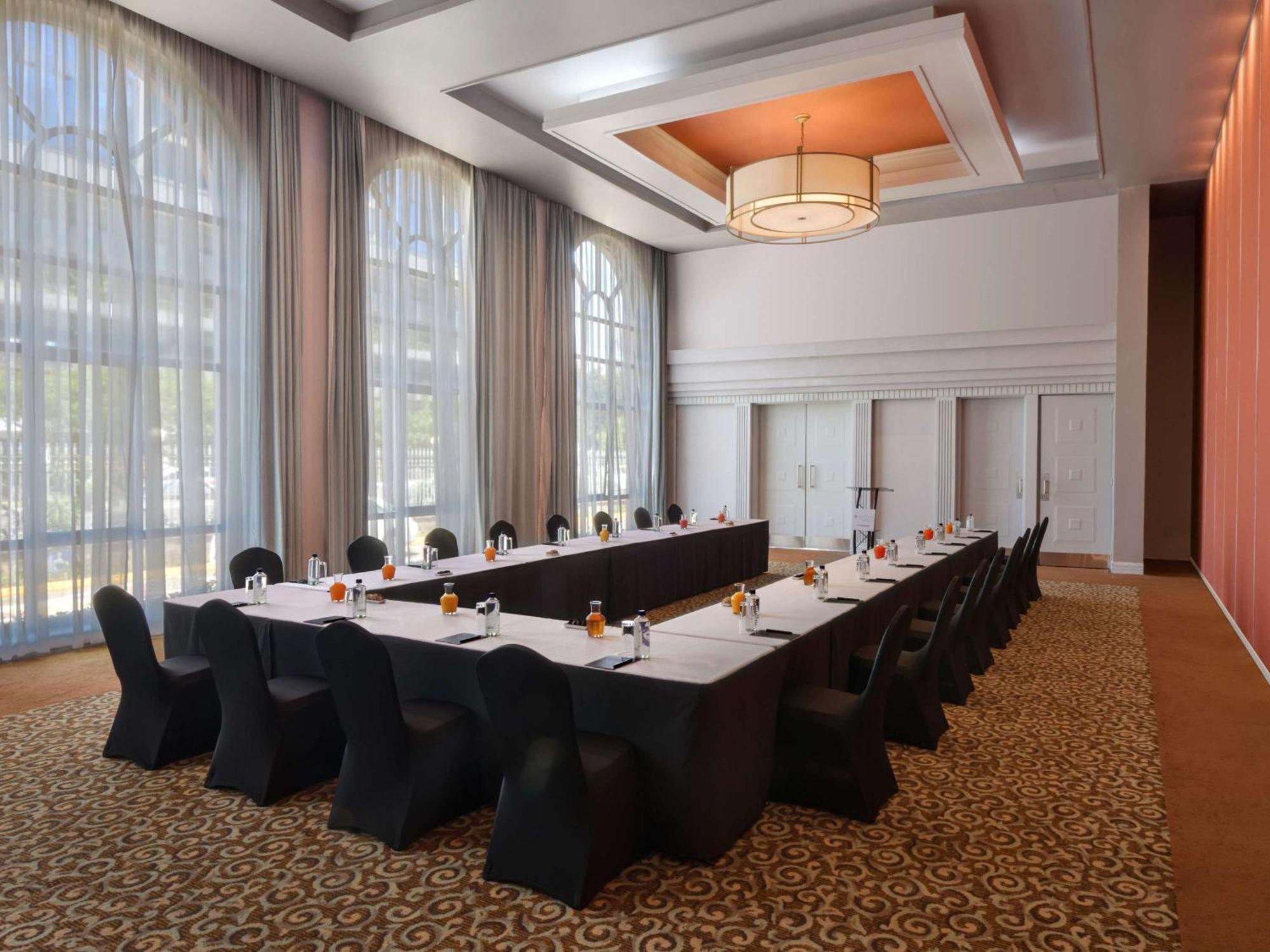 Pullman Nairobi Upper Hill Hotel Bagian luar foto