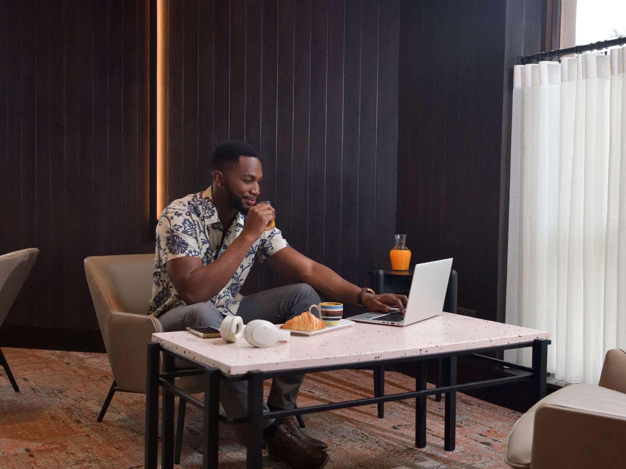 Pullman Nairobi Upper Hill Hotel Bagian luar foto