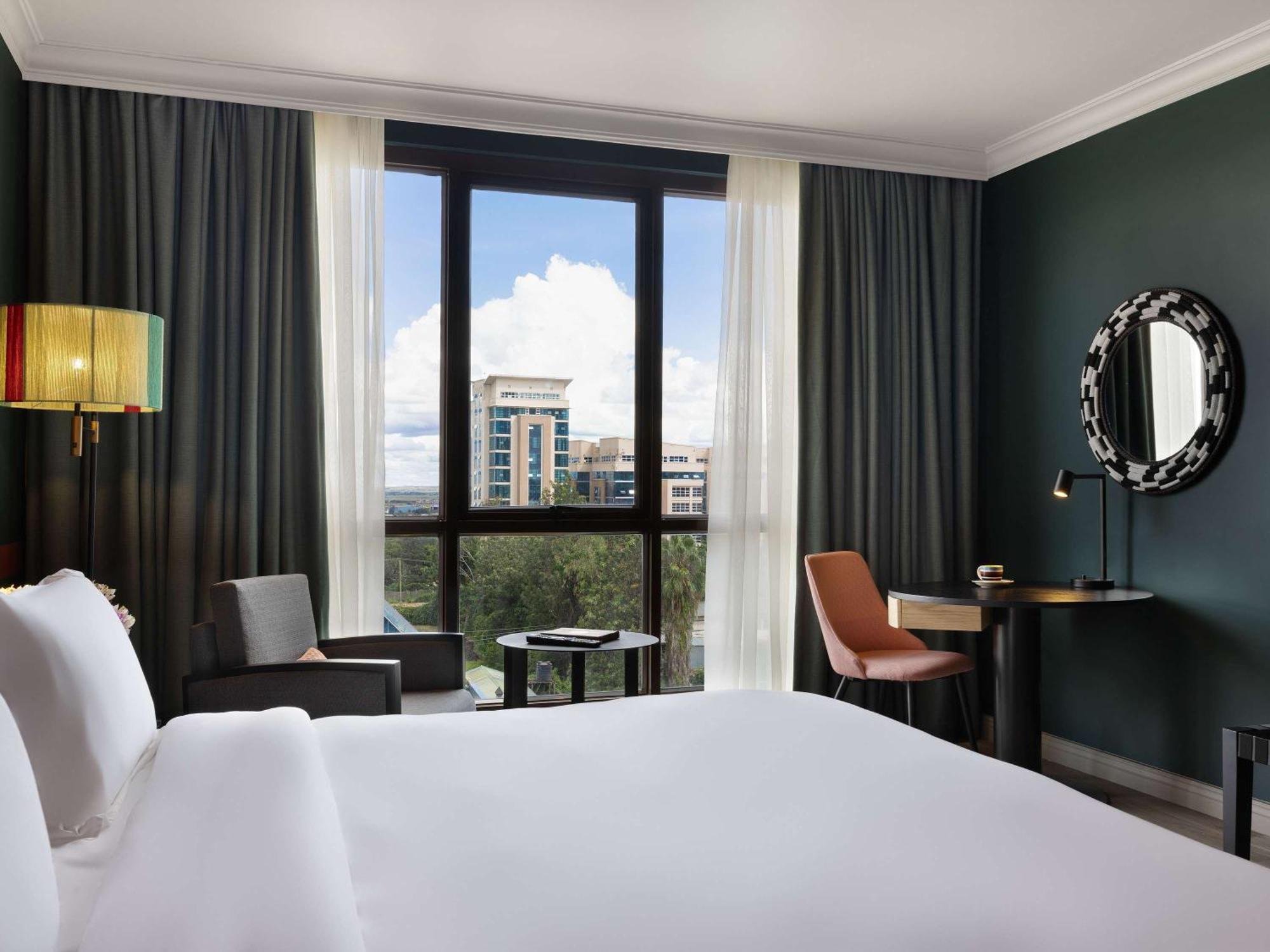 Pullman Nairobi Upper Hill Hotel Bagian luar foto